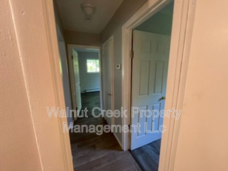 2 Bed 1 Bath - Triplex in Elyria property image