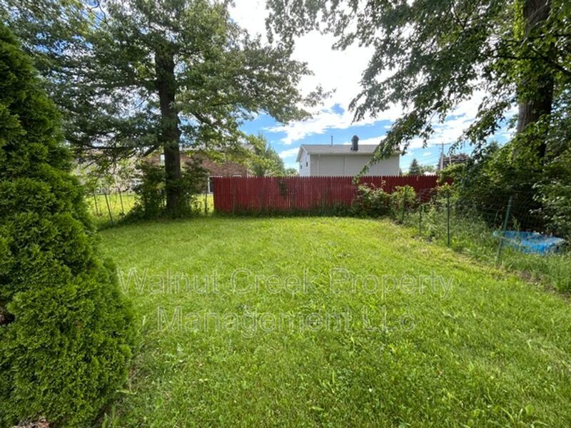 4 Bed - 1.5 Bath Duplex in Lorain property image