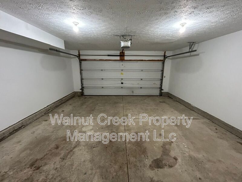 4 Bed - 1.5 Bath Duplex in Lorain property image