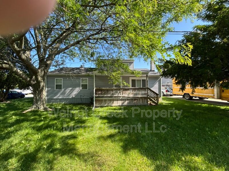 Single Family - 3 Bed - 2 Bath Home in a Private Setting property image