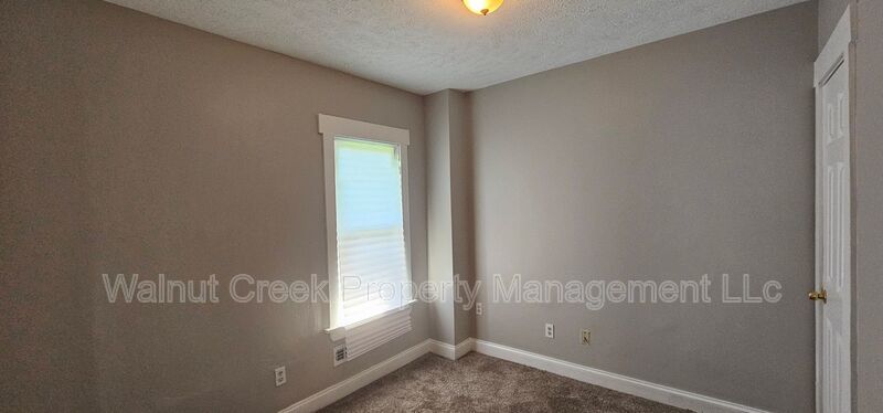 4 Bed - 2 Bath - Single Family Home in Cleveland property image