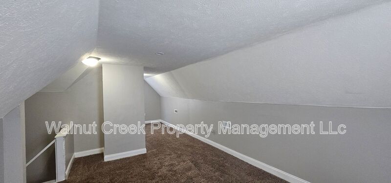 4 Bed - 2 Bath - Single Family Home in Cleveland property image