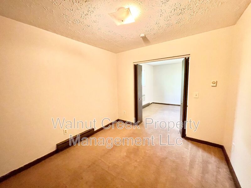 Quiet Complex, 1 BR Efficiency! Only Pay Electric! property image