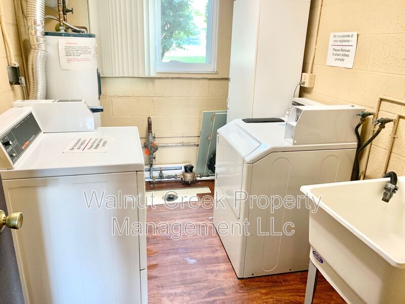 2 Bed , 1 Bath in Elyria property image