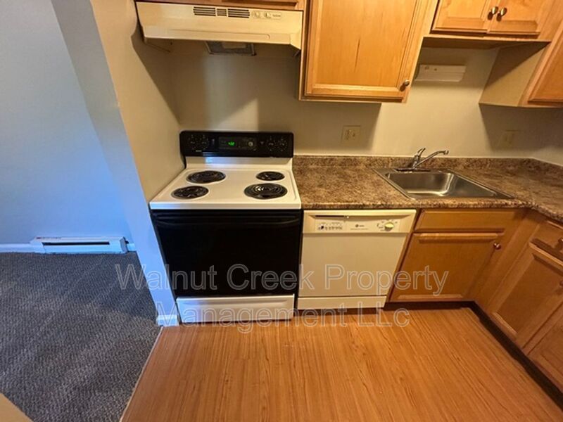 2 Bed , 1 Bath in Elyria property image